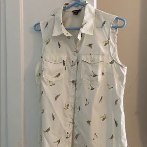 Eddie Bauer sleeveless blouse.